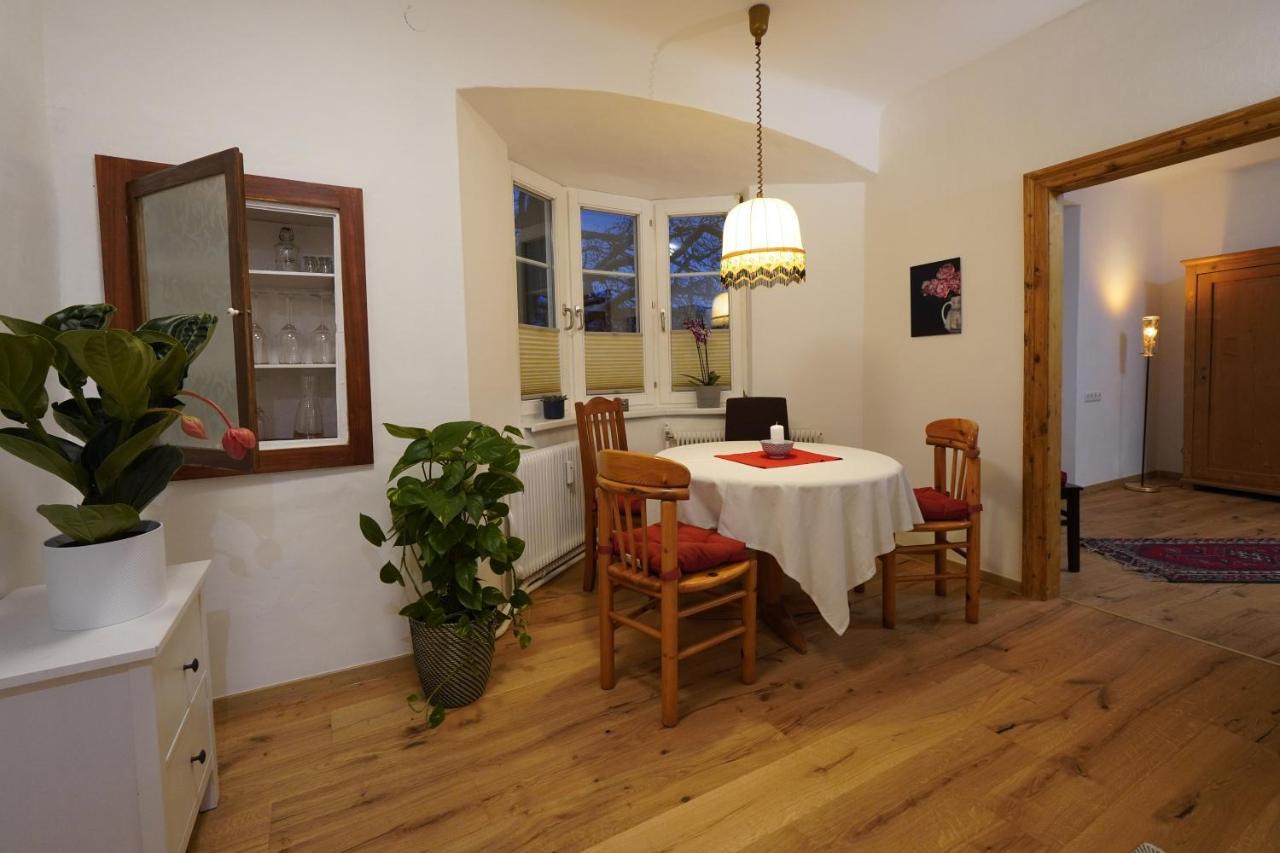 Altstadt Apartment Am Schergentor Hall in Tirol Exterior photo